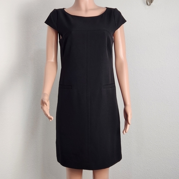𝅺Vince Camuto Black Sheath Cap Sleeve Mini Dress With Pockets 8 - Picture 1 of 10